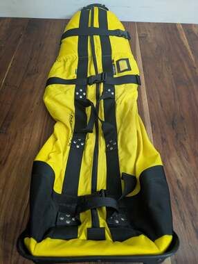 Club Glove Burst Proof Wheels II Golf Travel Bag Yellow Made In USA